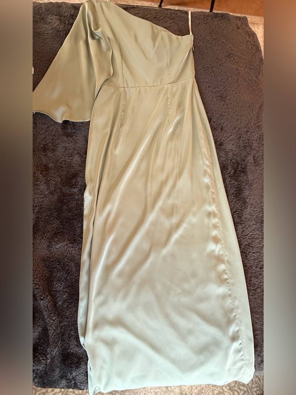 Light Green Dress with Slit - Picture 6 of 6